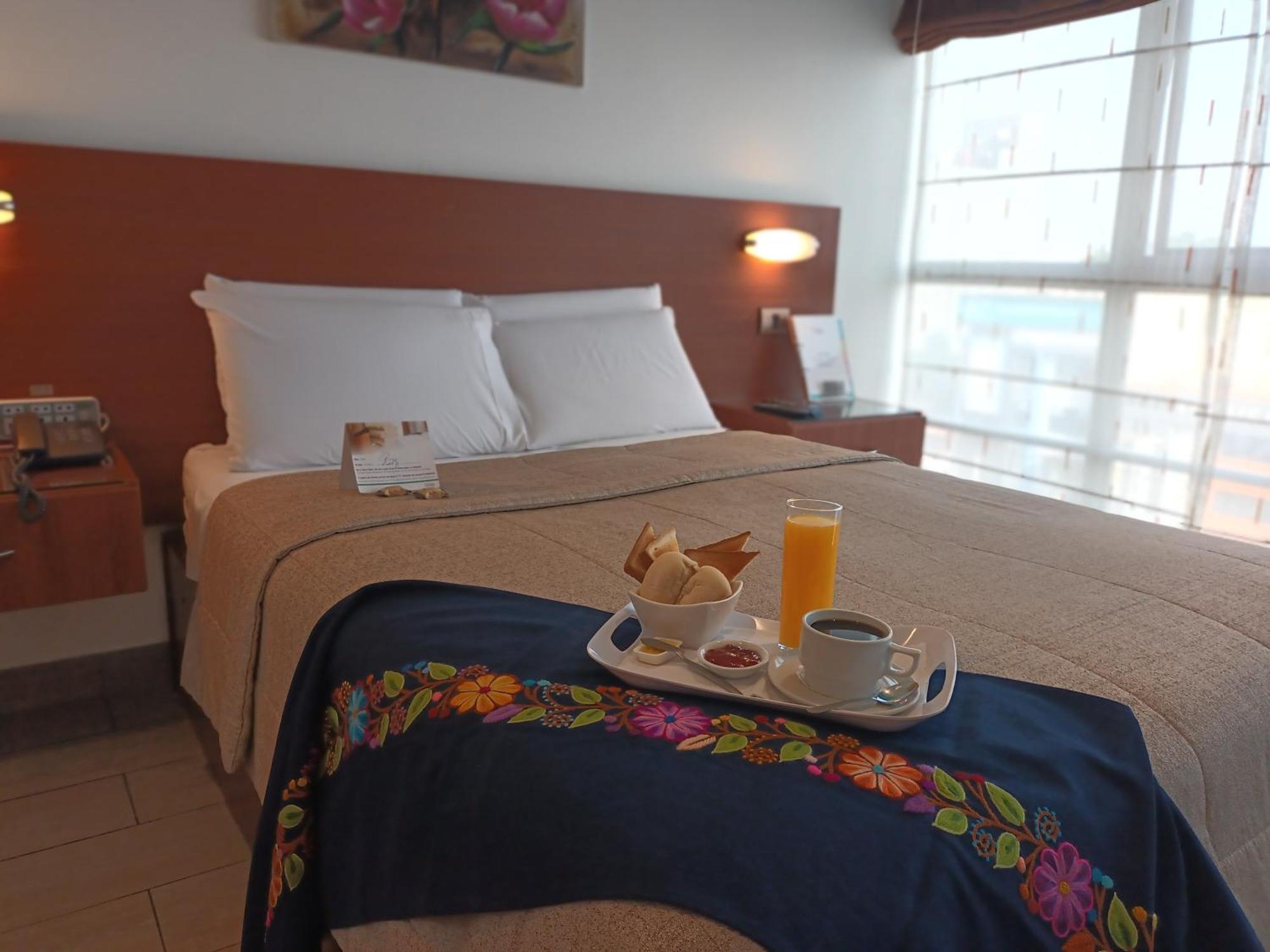 Santa Hotel Lima