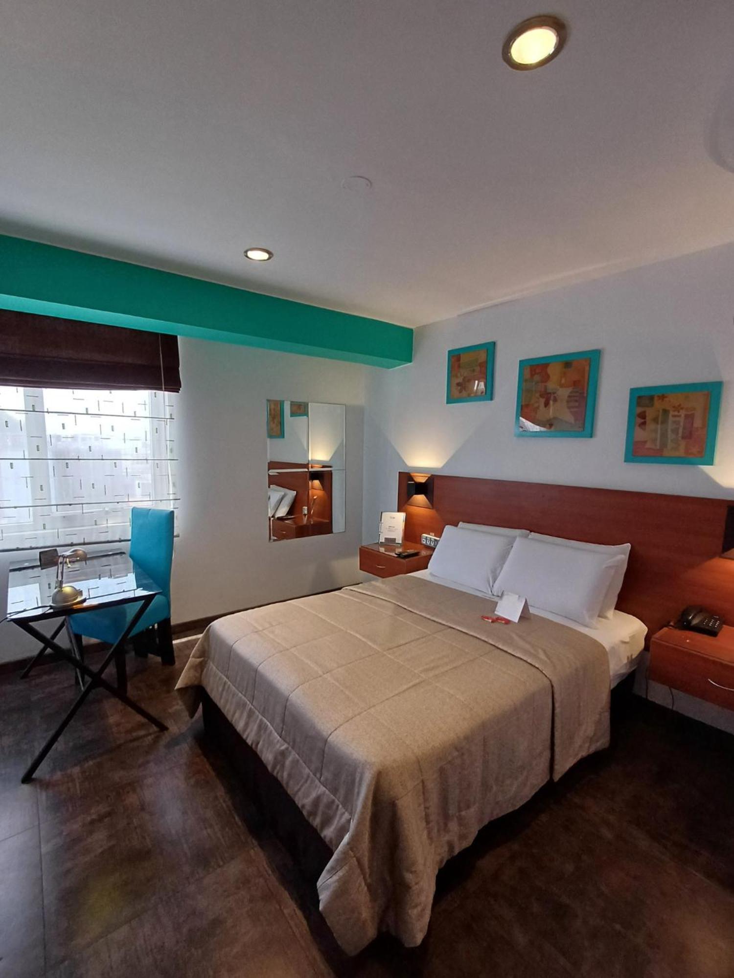 Santa Hotel Lima