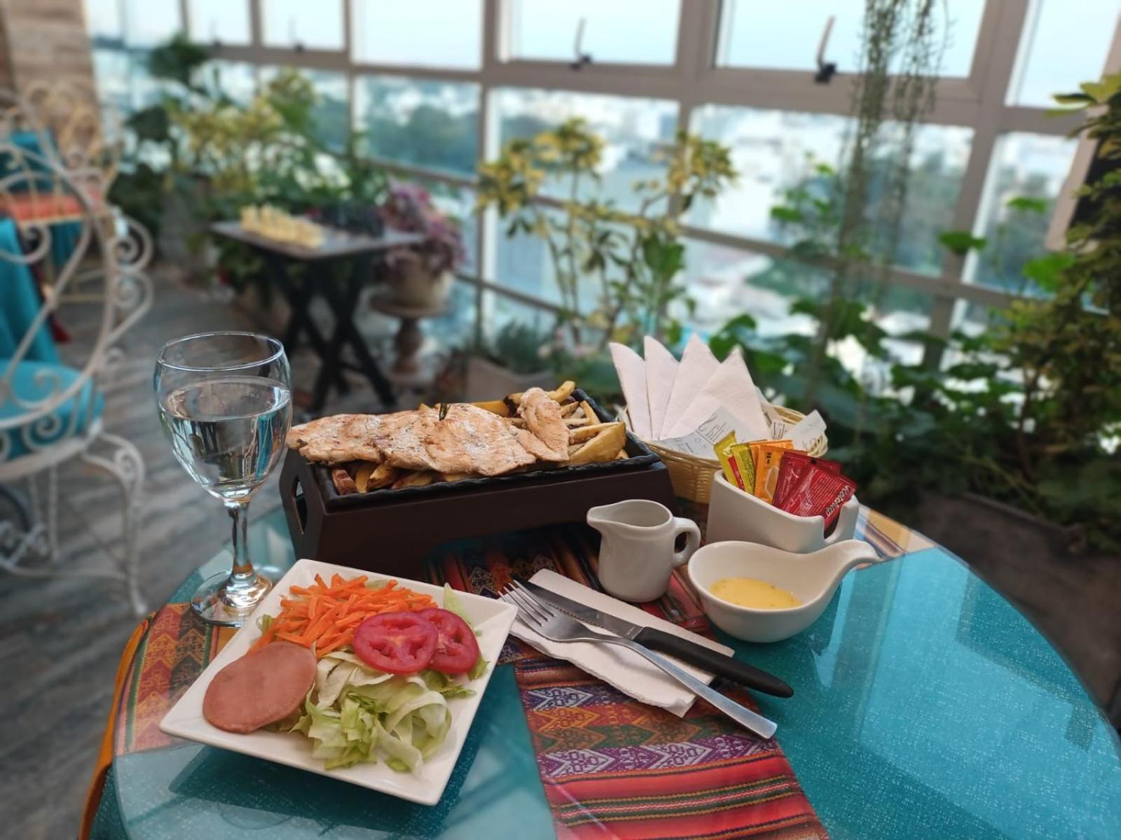 Hotel Santa 3*
